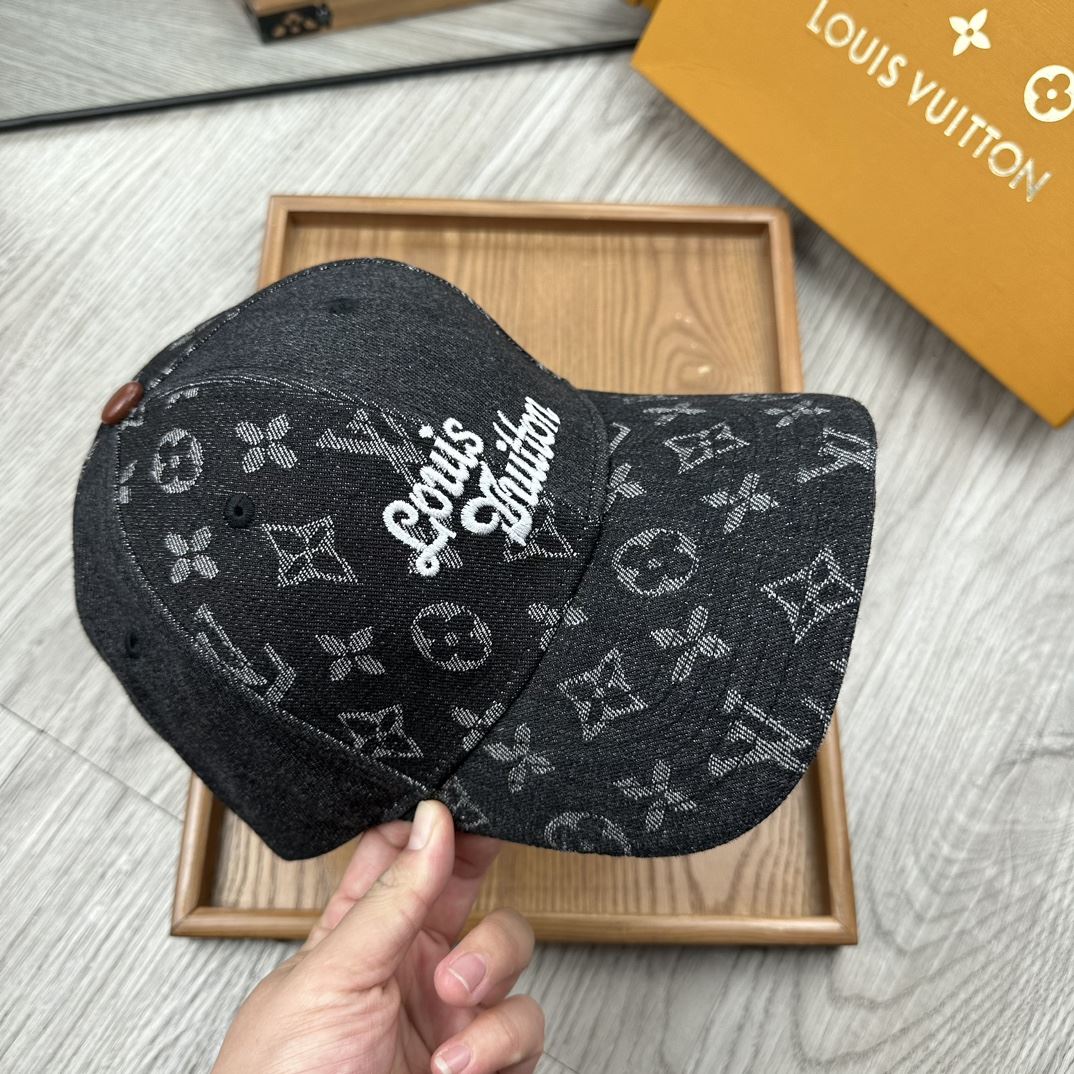 Louis Vuitton Caps